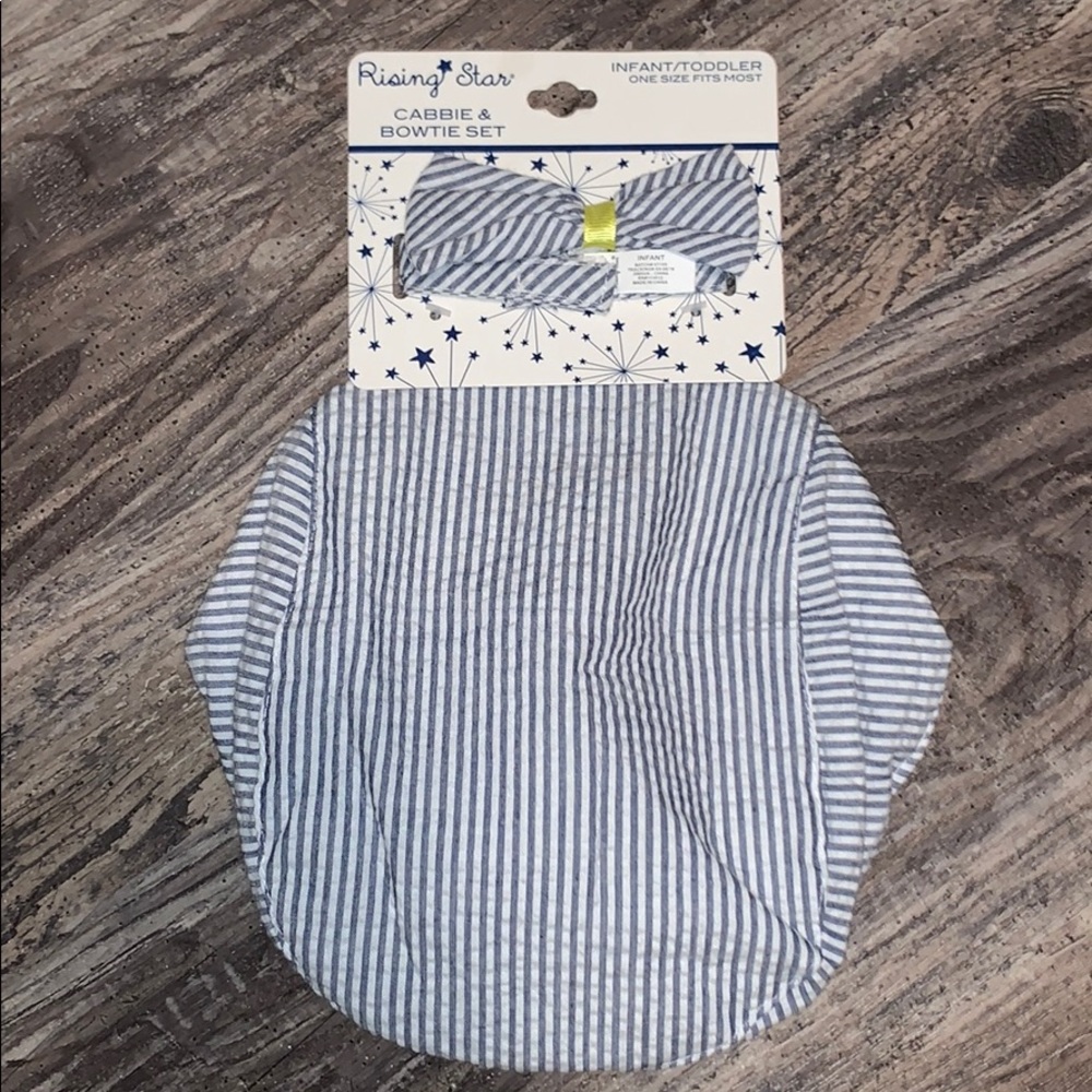 Cabbie hat and bow tie set. Great for pictures!